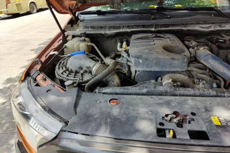 Used Ford Ranger 2018 3.2TDCi Wildtrak Engine Bay Right