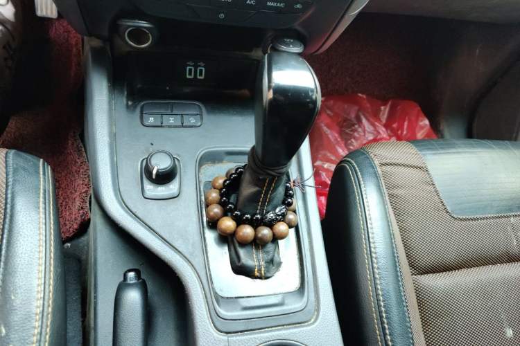Used Ford Ranger 2018 3.2TDCi Wildtrak Gear Lever