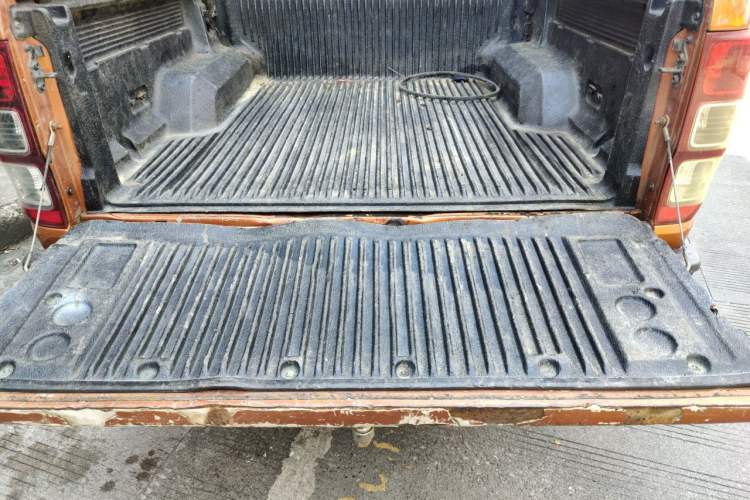 Used Ford Ranger 2018 3.2TDCi Wildtrak Trunk