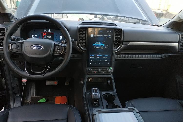 Used Ford Ranger 2023 Shanlin 4x4 Automatic Version Gasoline Center Console
