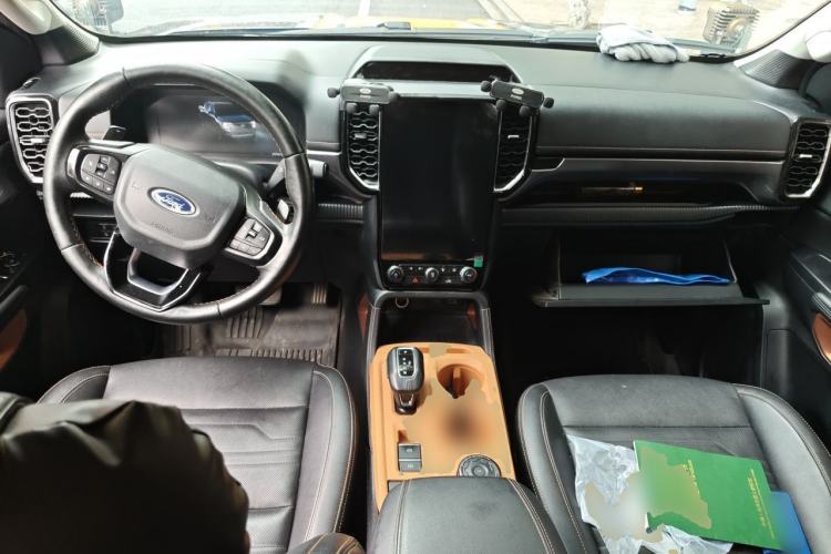 Used Ford Ranger 2023 Trailblazer 4x4 Automatic Version – Gasoline Center Console