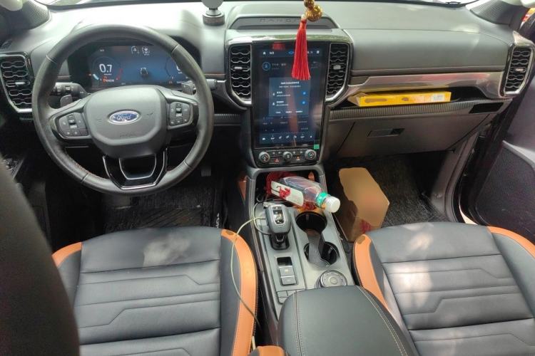 Used Ford Ranger 2023 Trailblazer 4x4 Automatic Version – Gasoline Center Console
