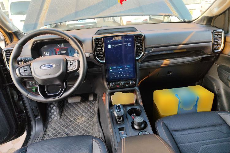 Used Ford Ranger 2023 Trailblazer 4x4 Automatic Version – Gasoline Center Console
