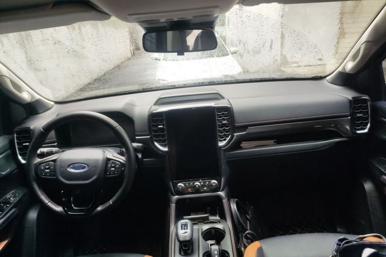 Used Ford Ranger 2023 Trailblazer 4x4 Automatic Version – Gasoline Center Console