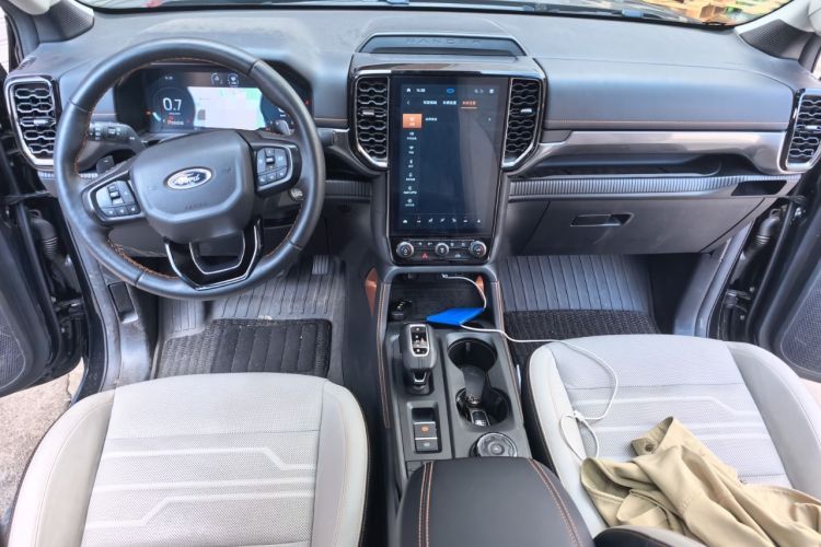 Used Ford Ranger 2023 Trailblazer 4x4 Automatic Version – Gasoline Center Console