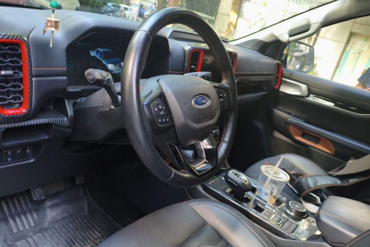 Used Ford Ranger 2023 Trailblazer 4x4 Automatic Version – Gasoline Center Console