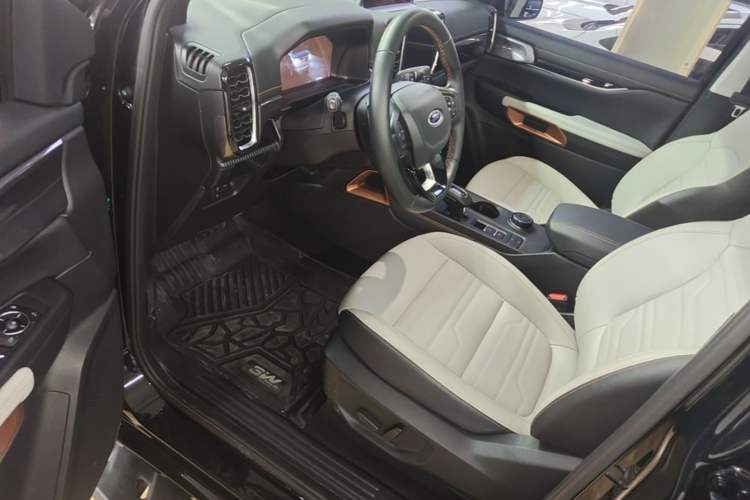 Used Ford Ranger 2023 Trailblazer 4x4 Automatic Off-Road Version – Gasoline Driver Seat