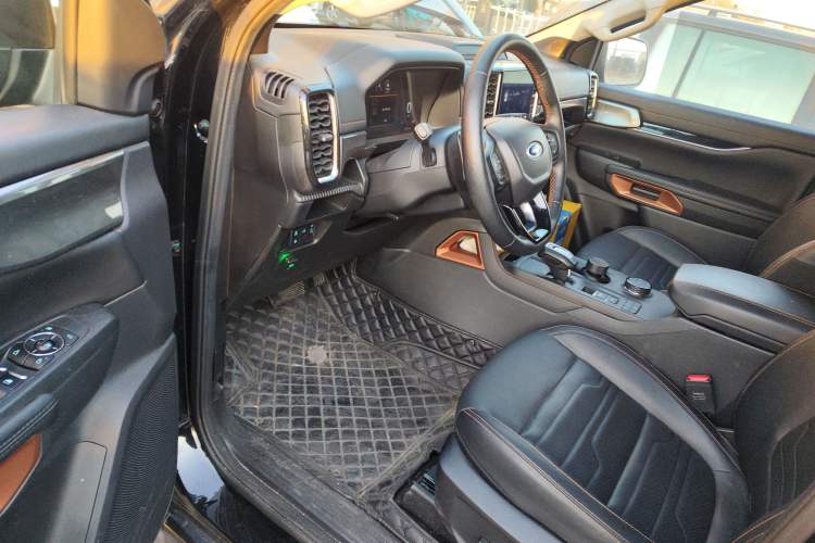 Used Ford Ranger 2023 Trailblazer 4x4 Automatic Version – Gasoline Driver Seat