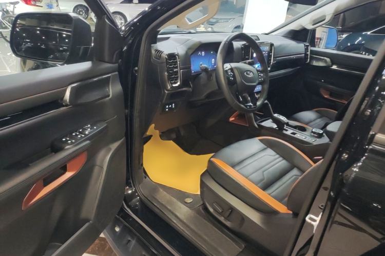 Used Ford Ranger 2023 Trailblazer 4x4 Automatic Off-Road Version – Gasoline Driver Seat