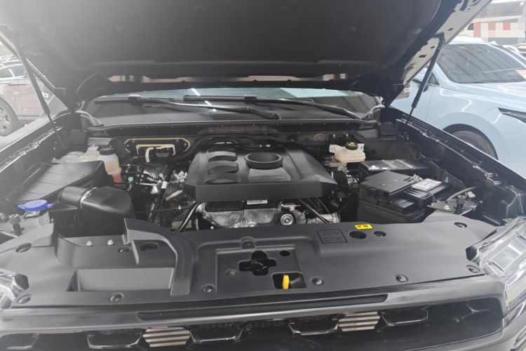 Used Ford Ranger 2023 Trailblazer 4x4 Automatic Off-Road Version – Gasoline Engine Bay