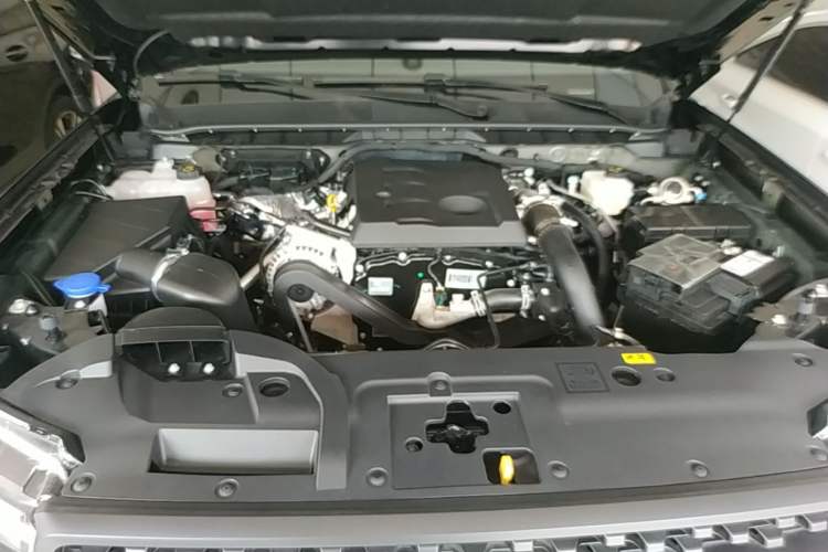 Used Ford Ranger 2023 Shanlin 4x4 Automatic Diesel Engine Bay