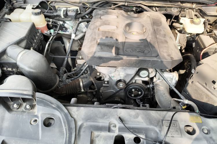 Used Ford Ranger 2023 Trailblazer 4x4 Automatic Version – Gasoline Engine Bay