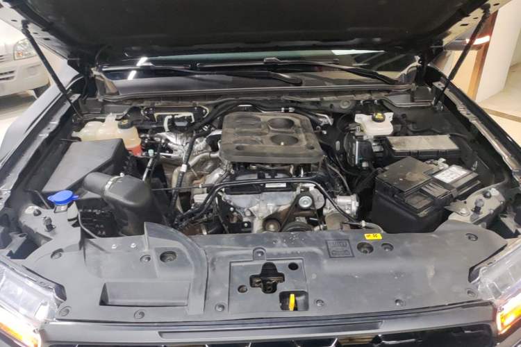 Used Ford Ranger 2023 Trailblazer 4x4 Automatic Off-Road Version – Gasoline Engine Bay