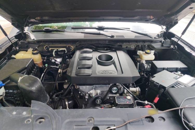 Used Ford Ranger 2023 1st Edition Gasoline Model Engine Bay