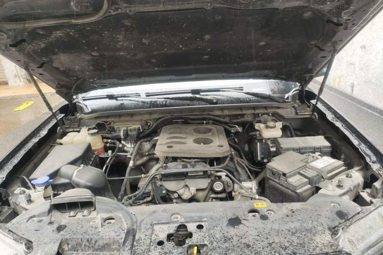 Used Ford Ranger 2023 Trailblazer 4x4 Automatic Version – Gasoline Engine Bay