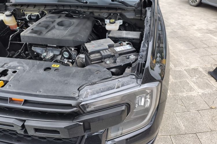 Used Ford Ranger 2023 Trailblazer 4x4 Automatic Version – Gasoline Engine Bay Left