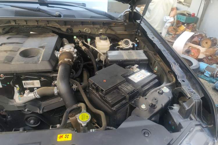 Used Ford Ranger 2023 Shanlin Two-Wheel Drive Automatic Diesel Engine Bay Left