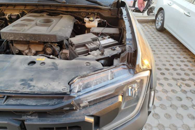 Used Ford Ranger 2023 Trailblazer 4x4 Automatic Version – Gasoline Engine Bay Left