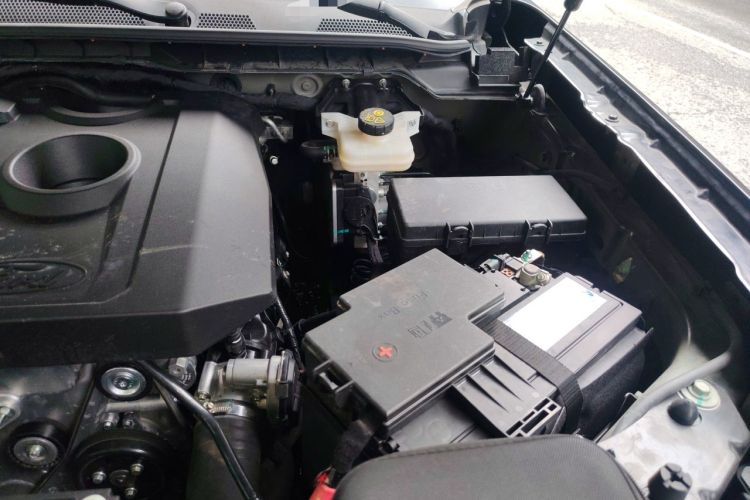 Used Ford Ranger 2023 1st Edition Gasoline Model Engine Bay Left