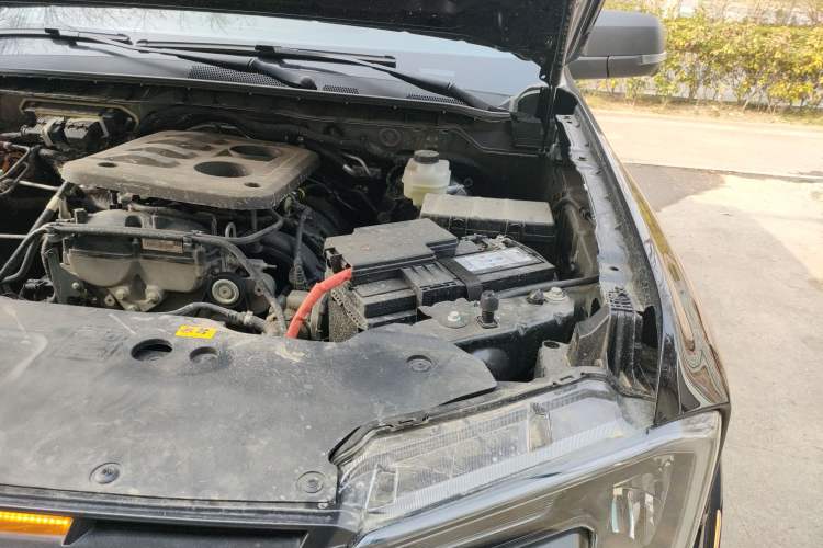 Used Ford Ranger 2023 Trailblazer 4x4 Automatic Version – Gasoline Engine Bay Left