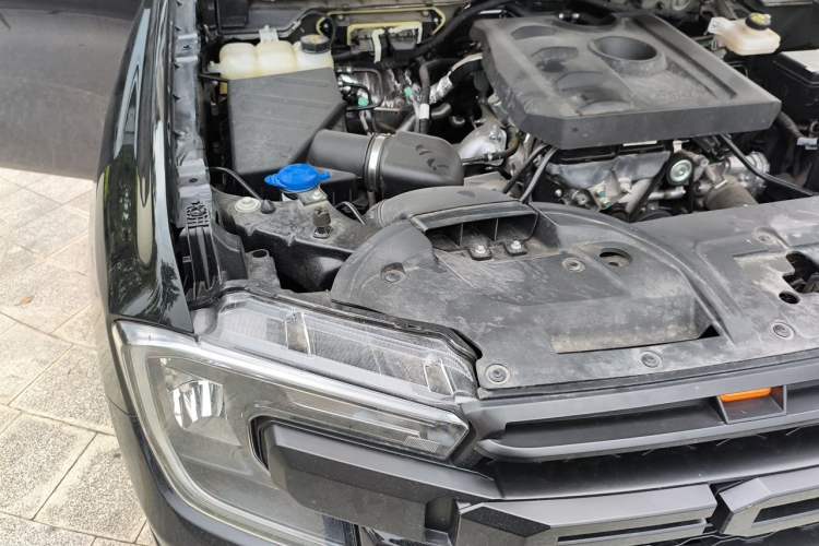 Used Ford Ranger 2023 Trailblazer 4x4 Automatic Version – Gasoline Engine Bay Right
