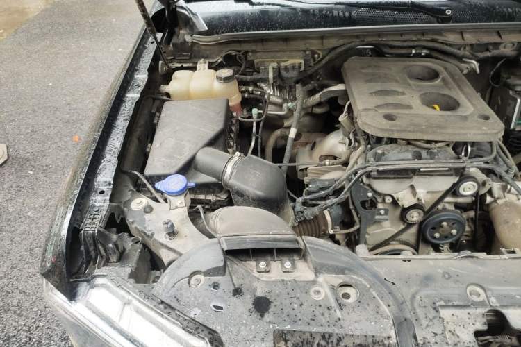 Used Ford Ranger 2023 Trailblazer 4x4 Automatic Version – Gasoline Engine Bay Right