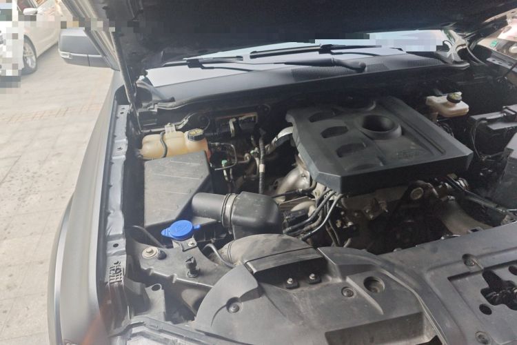 Used Ford Ranger 2023 Trailblazer 4x4 Automatic Version – Gasoline Engine Bay Right