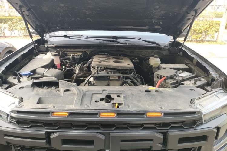 Used Ford Ranger 2023 Trailblazer 4x4 Automatic Version – Gasoline Engine Bay
