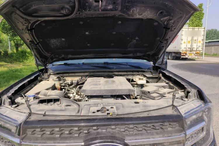 Used Ford Ranger 2023 Trailblazer 4x4 Automatic Version – Gasoline Engine Bay
