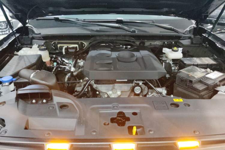 Used Ford Ranger 2023 Wild Terrain 4x4 Automatic Version Gasoline Engine Bay