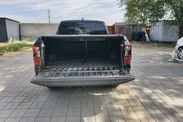 Used Ford Ranger 2023 Trailblazer 4x4 Automatic Version – Gasoline Exterior 8