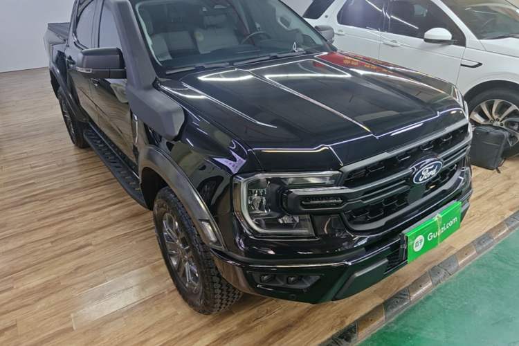 Used Ford Ranger 2023 Trailblazer 4x4 Automatic Off-Road Version – Gasoline Front Right 45 Deg
