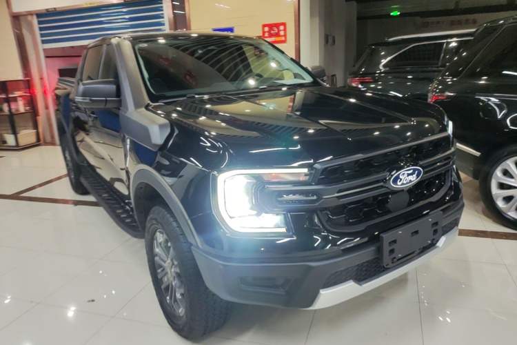Used Ford Ranger 2023 Trailblazer 4x4 Automatic Off-Road Version – Gasoline Front Right 45 Deg