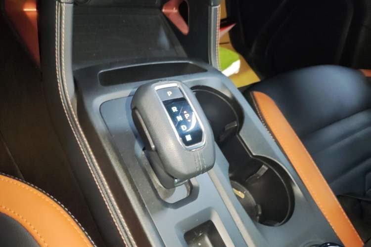 Used Ford Ranger 2023 Trailblazer 4x4 Automatic Off-Road Version – Gasoline Gear Lever