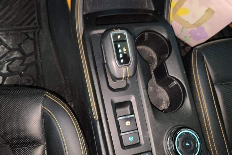Used Ford Ranger 2023 Wild Terrain 4x4 Automatic Diesel Gear Lever