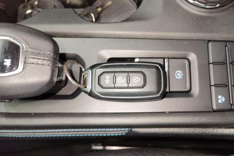 Used Ford Ranger 2023 Shanlin 4x4 Automatic Version Gasoline Interior 1
