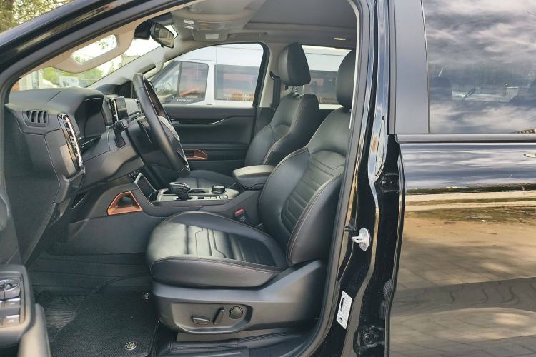 Used Ford Ranger 2023 Trailblazer 4x4 Automatic Version – Gasoline Interior 2