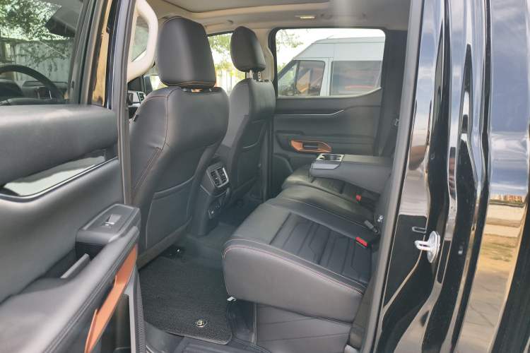 Used Ford Ranger 2023 Trailblazer 4x4 Automatic Version – Gasoline Interior 3
