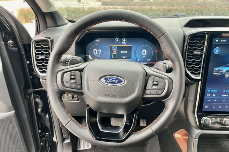 Used Ford Ranger 2023 Trailblazer 4x4 Automatic Off-Road Version – Gasoline Interior 3