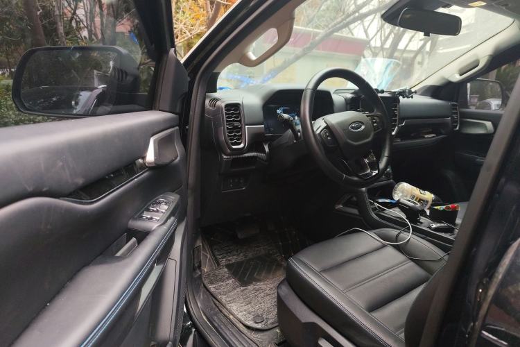 Used Ford Ranger 2023 Shanlin Two-Wheel Drive Automatic Version Gasoline Interior 3