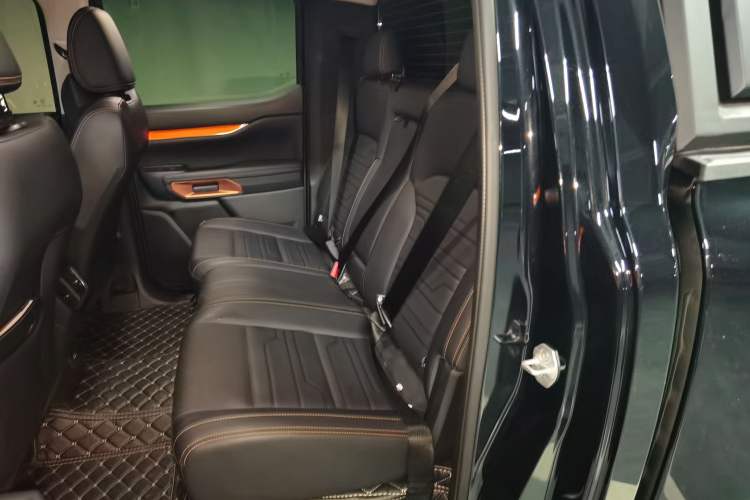 Used Ford Ranger 2023 Trailblazer 4x4 Automatic Version – Gasoline Interior 4