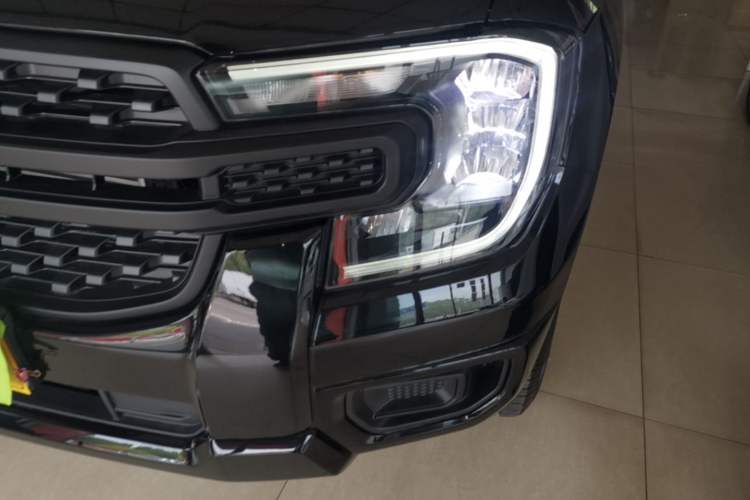 Used Ford Ranger 2023 Shanlin 4x4 Automatic Diesel Left Front Headlight