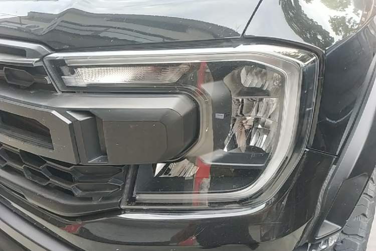 Used Ford Ranger 2023 Trailblazer 4x4 Automatic Version – Gasoline Left Front Headlight