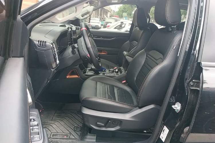 Used Ford Ranger 2023 Trailblazer 4x4 Automatic Version – Gasoline Left Front Seat
