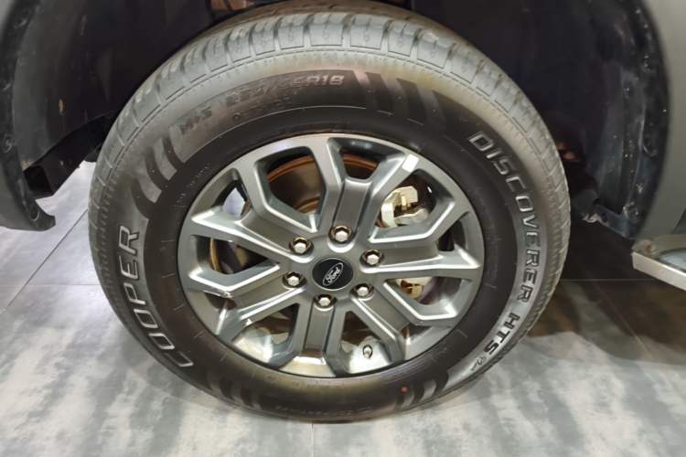 Used Ford Ranger 2023 Wild Terrain 4x4 Automatic Version Gasoline Left Front Wheel Hub
