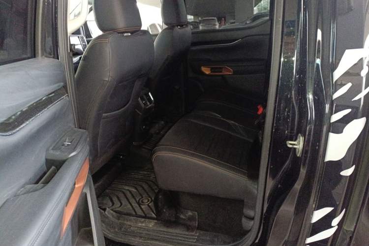 Used Ford Ranger 2023 Trailblazer 4x4 Automatic Version – Gasoline Left Rear Seat