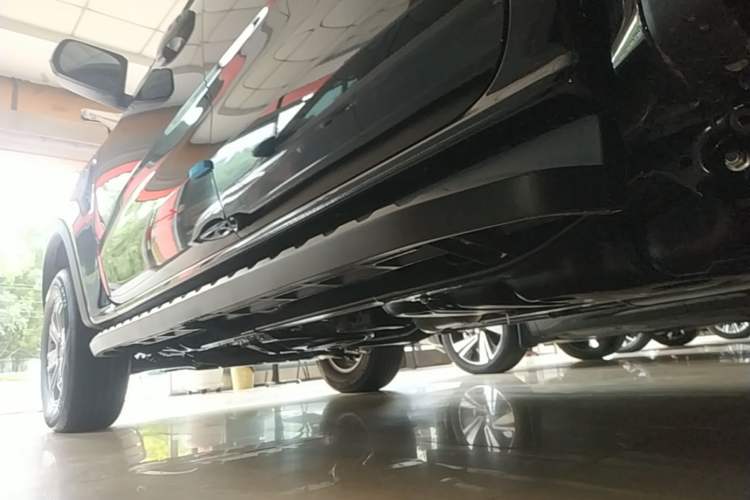 Used Ford Ranger 2023 Shanlin 4x4 Automatic Diesel Left Side Sill