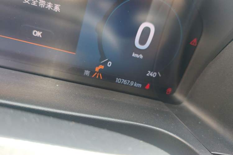 Used Ford Ranger 2023 1st Edition Gasoline Model Odometer Close Up