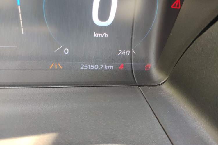 Used Ford Ranger 2023 Trailblazer 4x4 Automatic Version – Gasoline Odometer Close Up