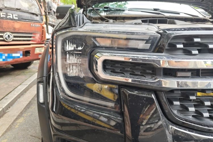 Used Ford Ranger 2023 Trailblazer 4x4 Automatic Version – Gasoline Right Front Headlight